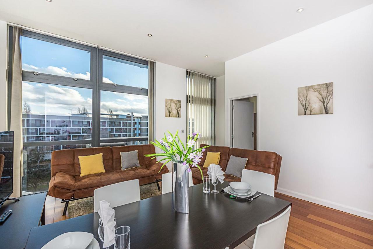 لندن Splendid 3 Bedroom Apartment In Angel/Kings Cross المظهر الخارجي الصورة
