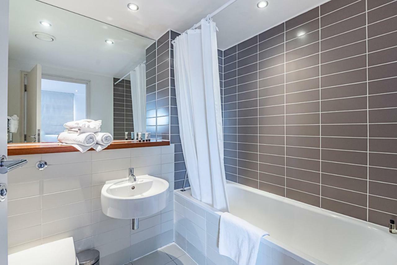 لندن Splendid 3 Bedroom Apartment In Angel/Kings Cross المظهر الخارجي الصورة