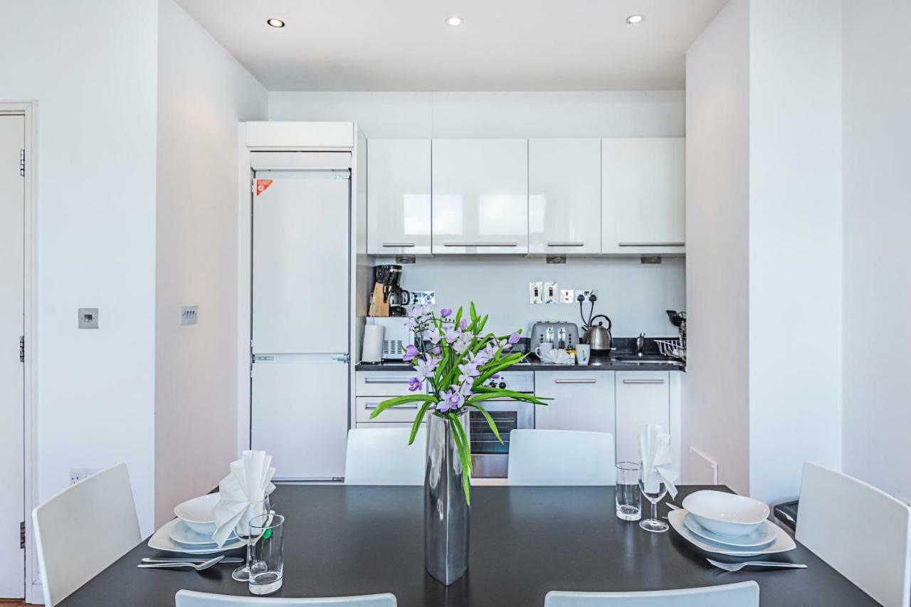 لندن Splendid 3 Bedroom Apartment In Angel/Kings Cross المظهر الخارجي الصورة